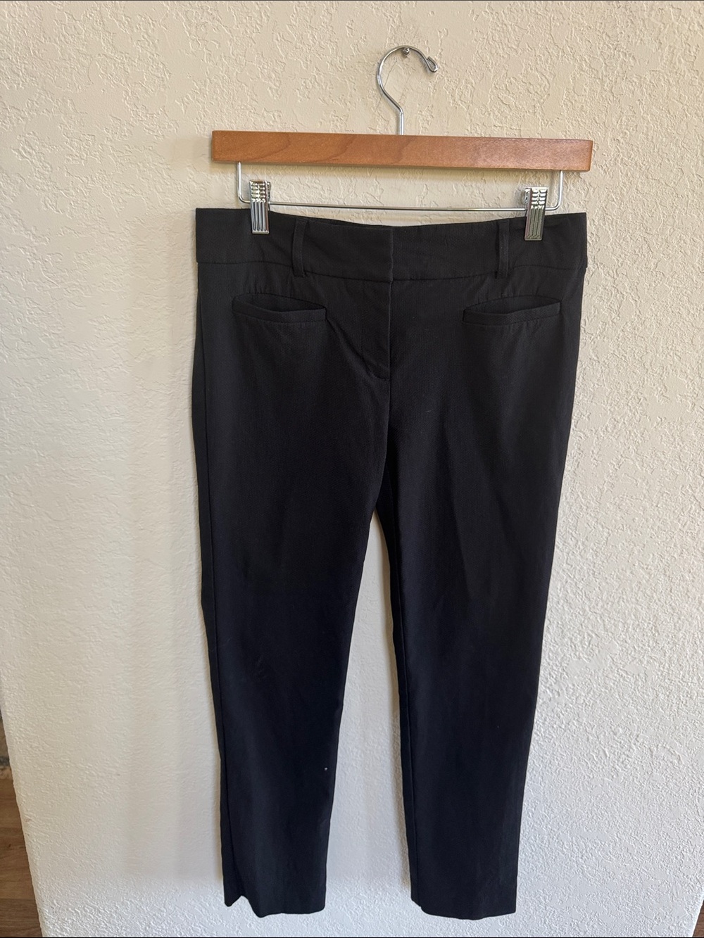 Van Heusen Black Cropped Straight-Leg Ponte Pants